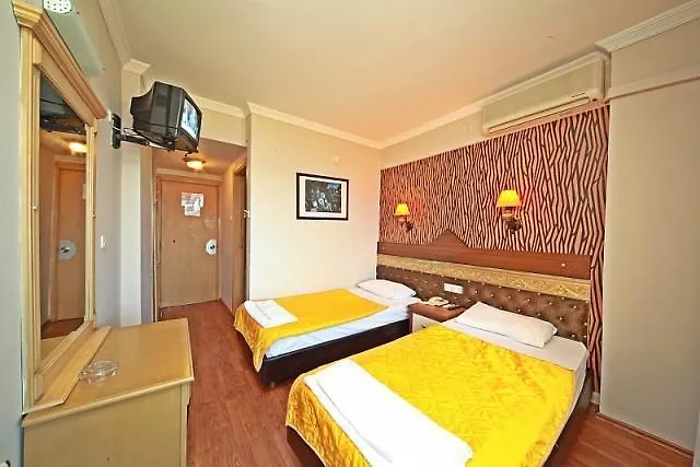 Hotell Ketenci 4*