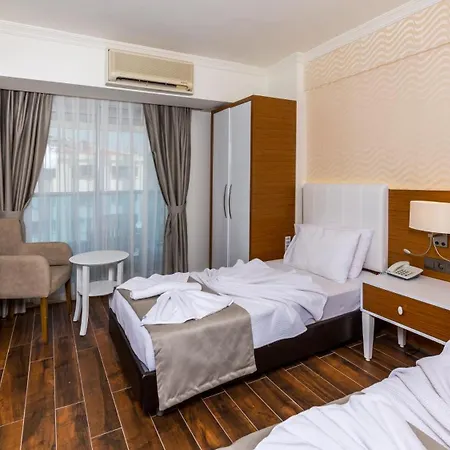 Ketenci Center Hotel 4*