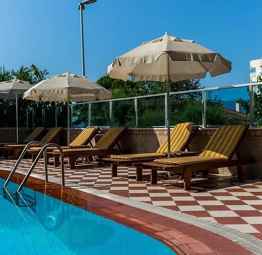 Ketenci Center Hotel 4*